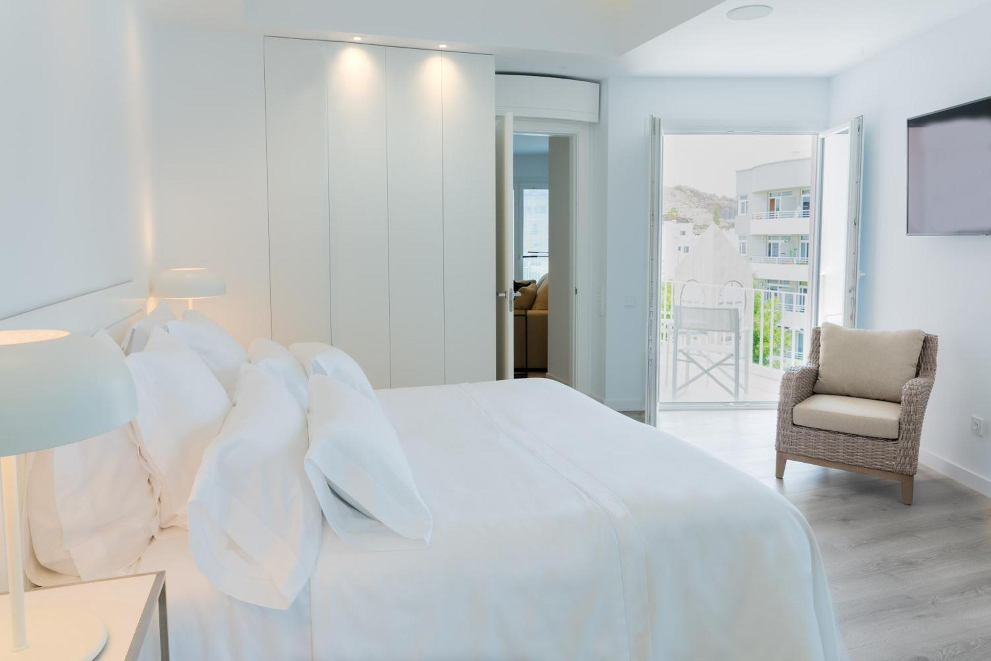 Lauser City Suites لوس يانوس دي أريداني الغرفة الصورة
