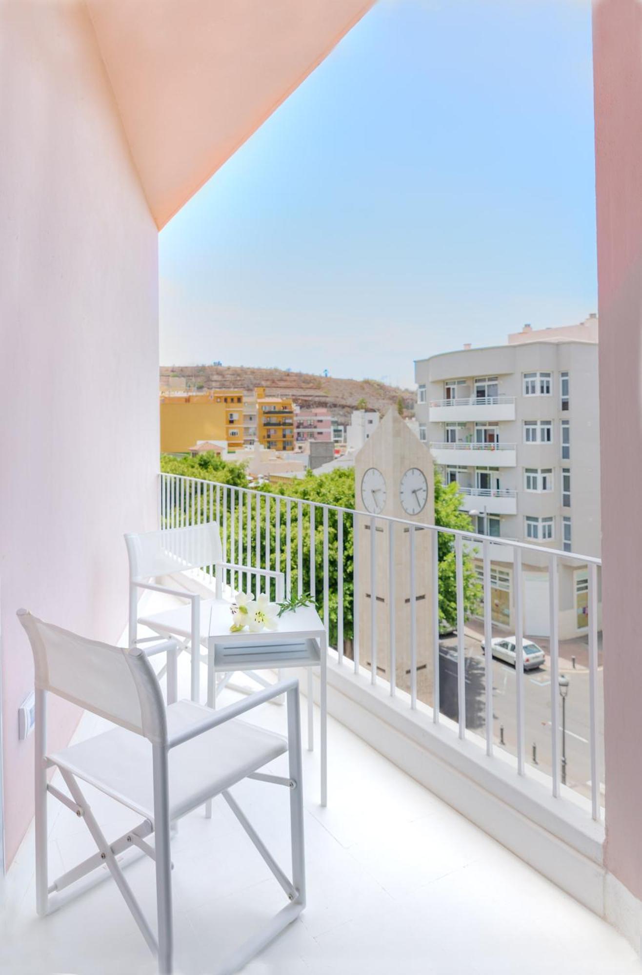 Lauser City Suites لوس يانوس دي أريداني الغرفة الصورة