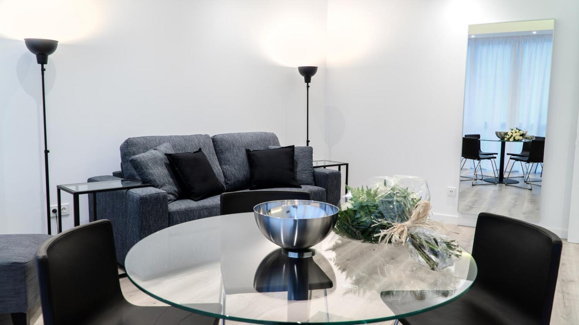 Lauser City Suites لوس يانوس دي أريداني الغرفة الصورة
